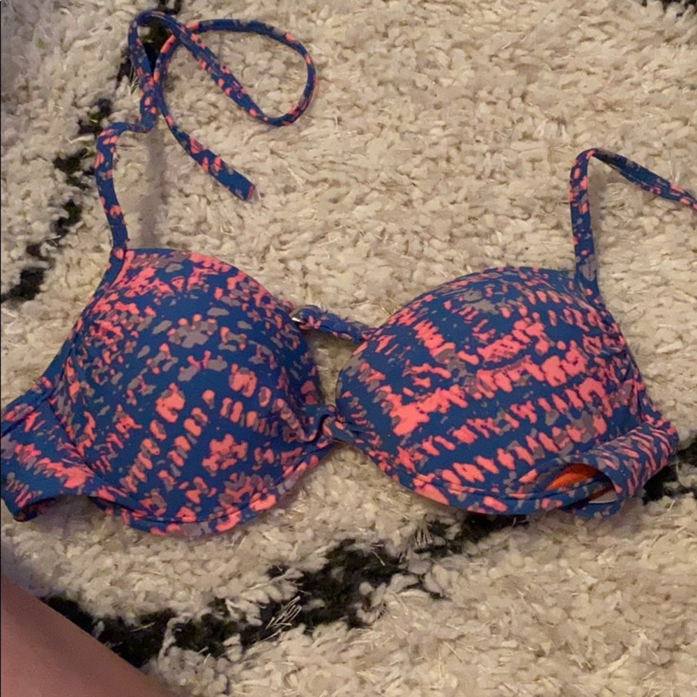 Bikini top